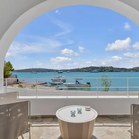 Apartman Kavouraki & *