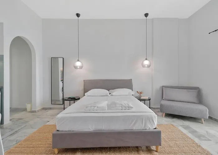 Kavouraki & Appartement Porto Cheli